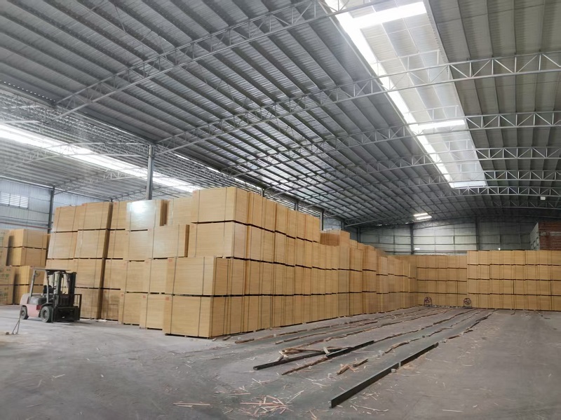 為何南方客戶偏愛(ài)扎根廣西采購(gòu)建筑模板插圖1